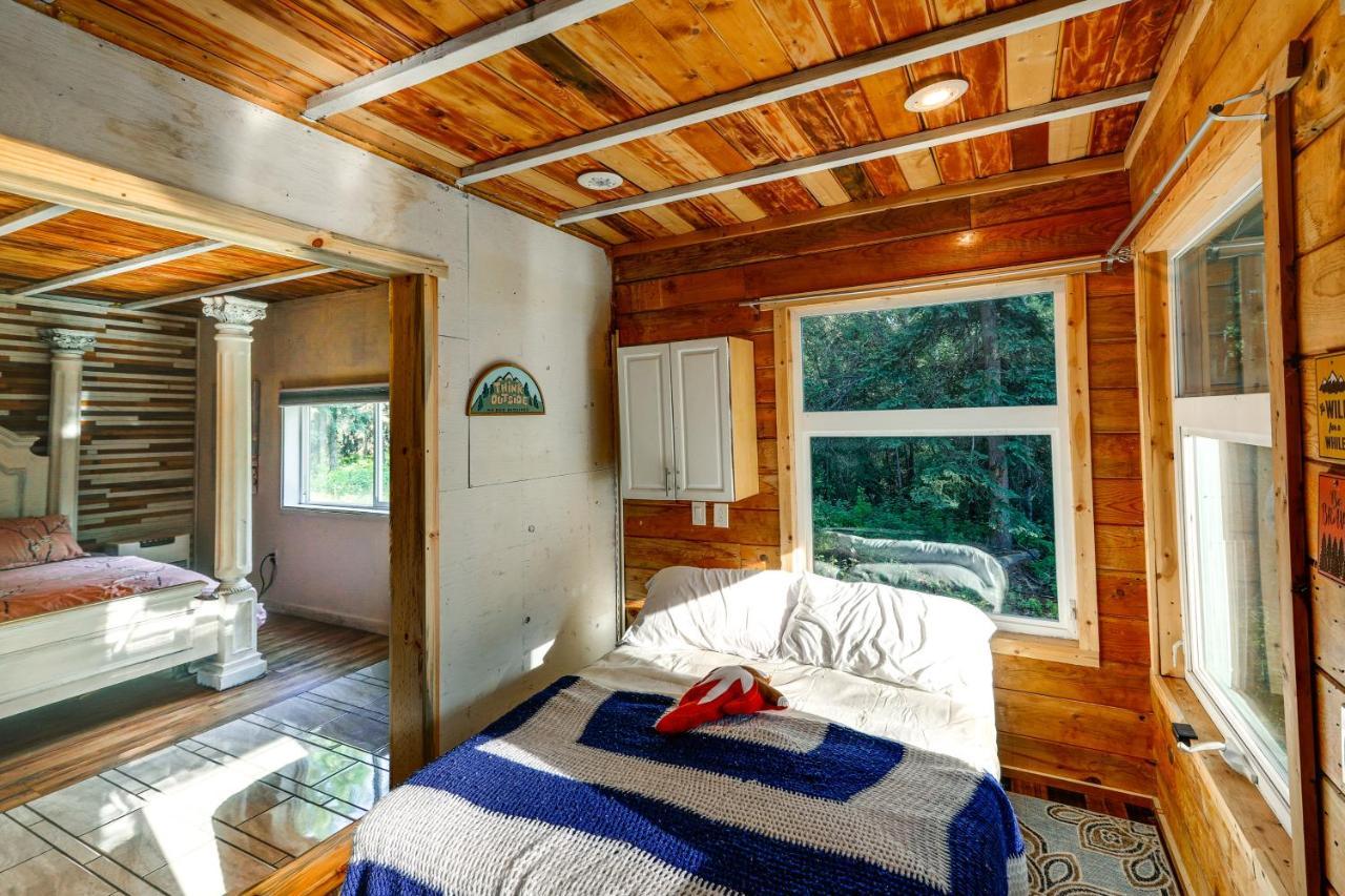 Delta Junction Rental With Shared Pool And Hot Tub! Exterior photo